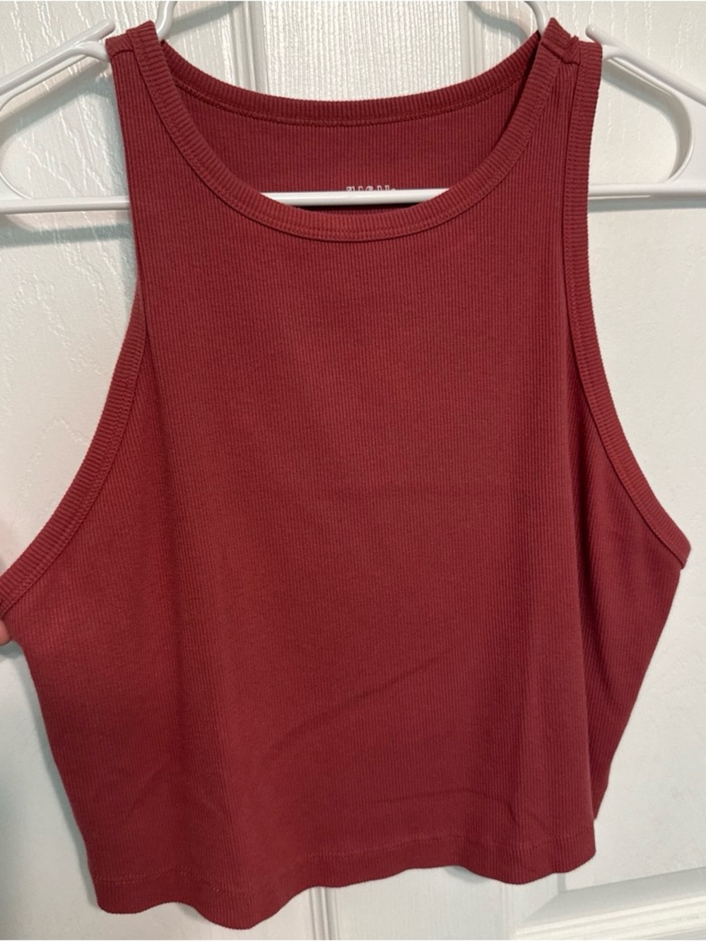 Ribbed Sleeveless Crop Tank Top - Raspberry Red